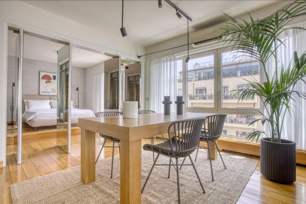 Sunny Luxury Loft,stunning Acropolis View, Jacuzzi *