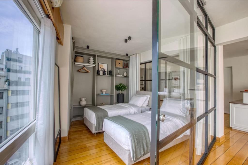 Sunny Luxury Loft,stunning Acropolis View, Jacuzzi Athens