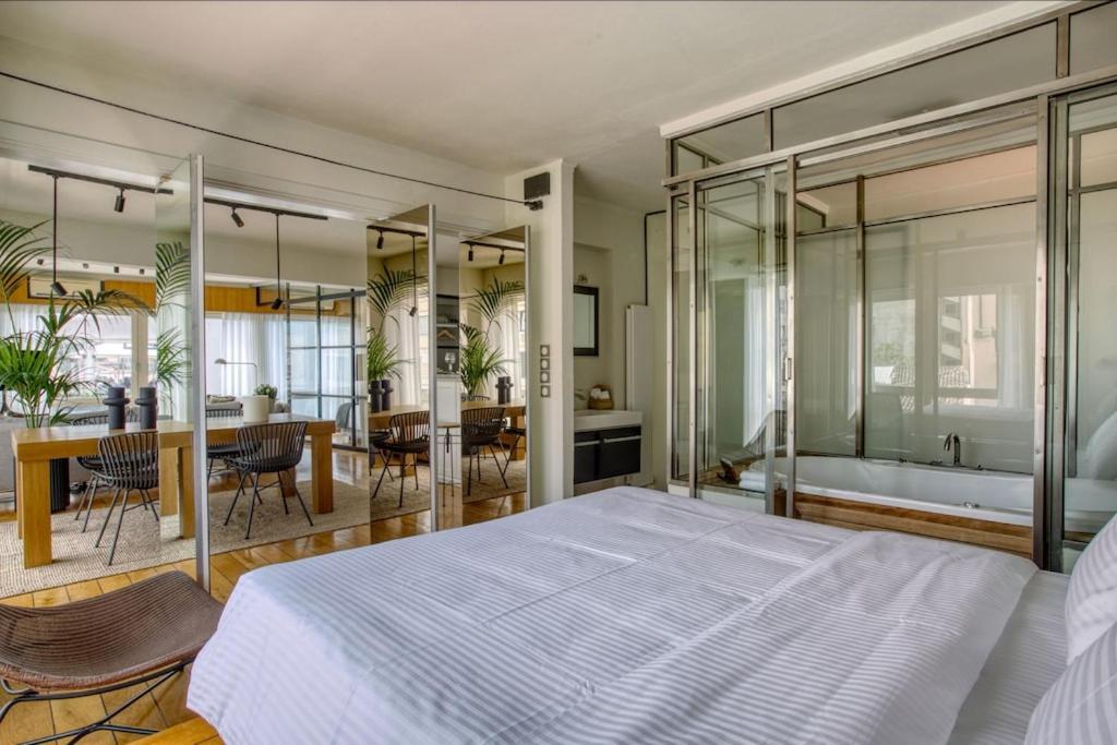 Sunny Luxury Loft,stunning Acropolis View, Jacuzzi